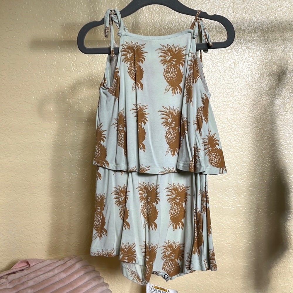 2t Kate Quinn Pineapple Tie strap Romper